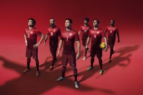 FIFA世界杯2026-穆古鲁扎绝杀首秀！尤文图斯主场沸腾如海啸